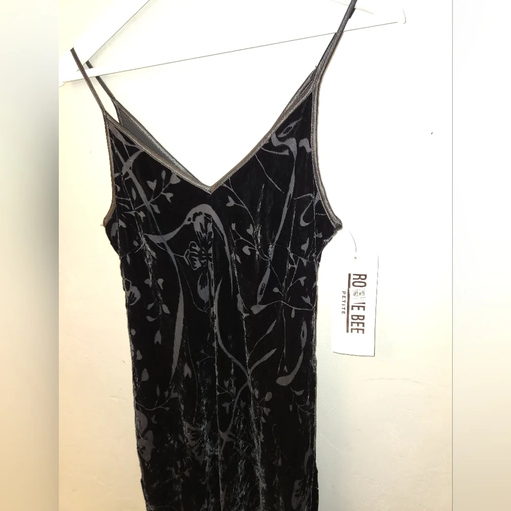 Silk Blend Vintage 1980s NOS Black Silk Blend Velvet Floral Dress by Robbie Bee - Picture 7 of 11
